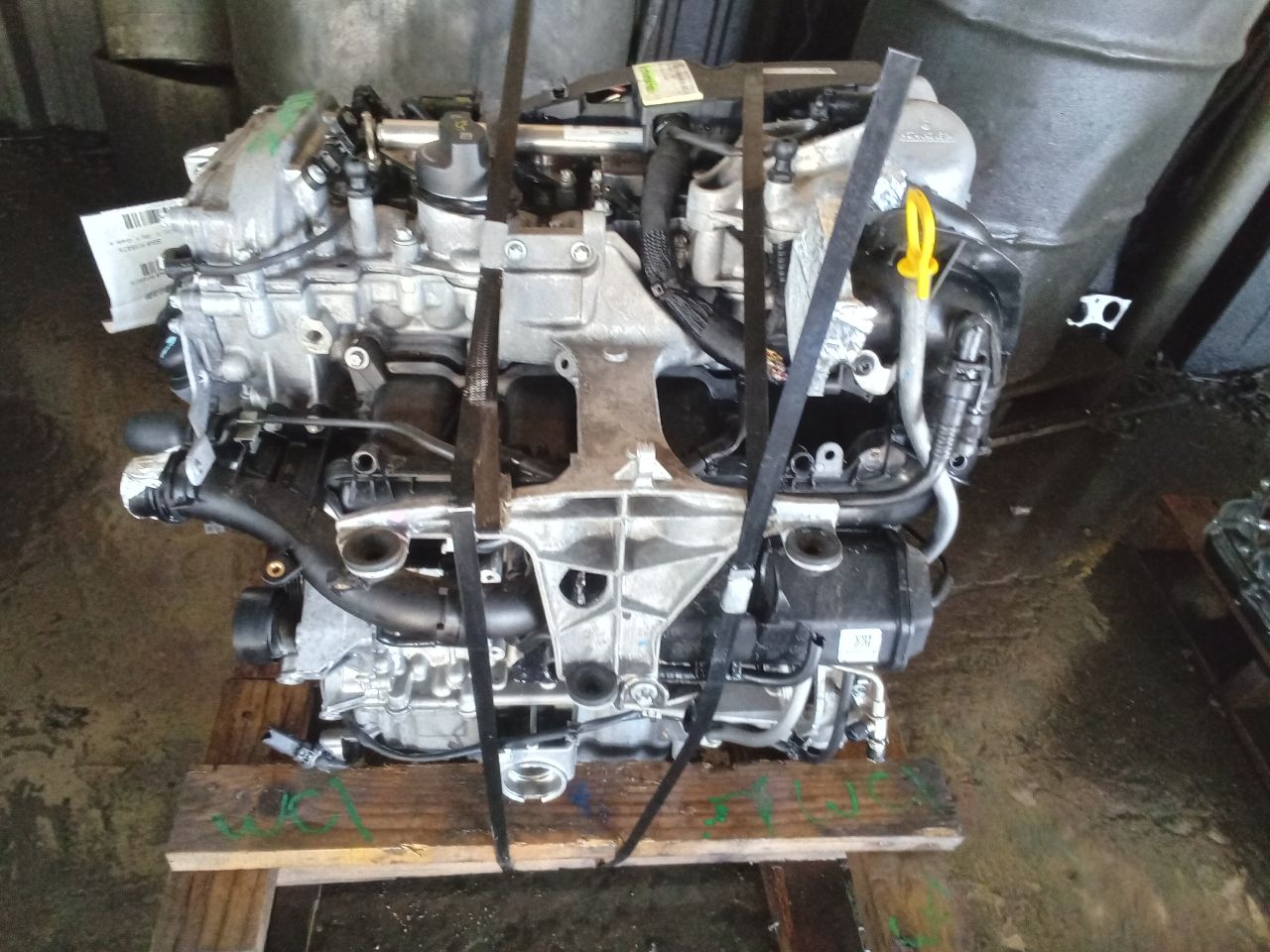 Part image 4