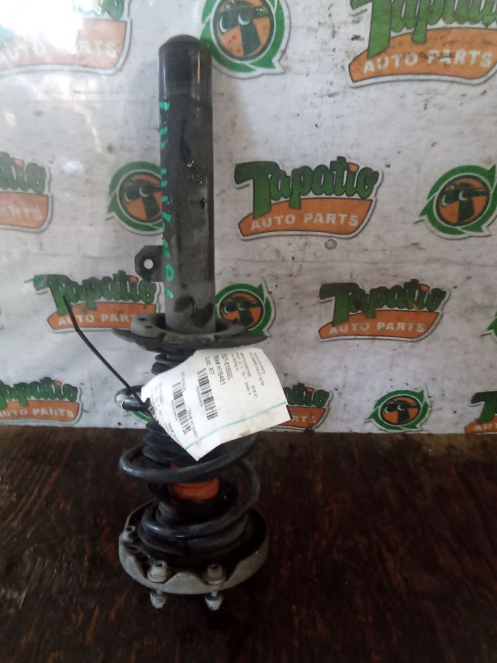 2018 BMW BMW X1 Strut