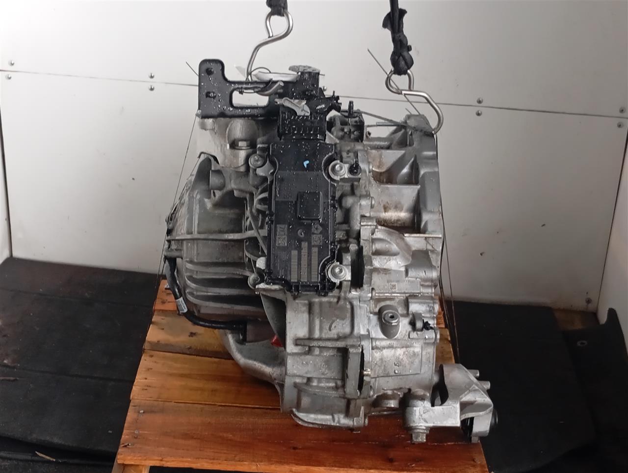 Part image 9