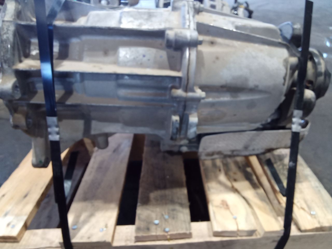 Part image 4