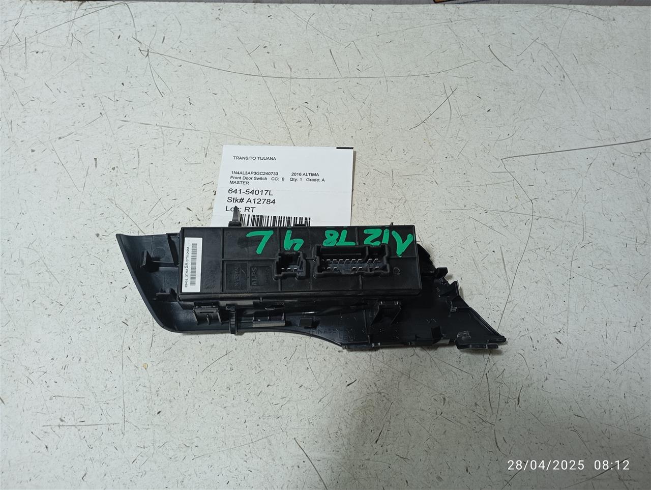 Used 2016 Nissan ALTIMA w/o passenger side automatic up and down window - Stock #A12784