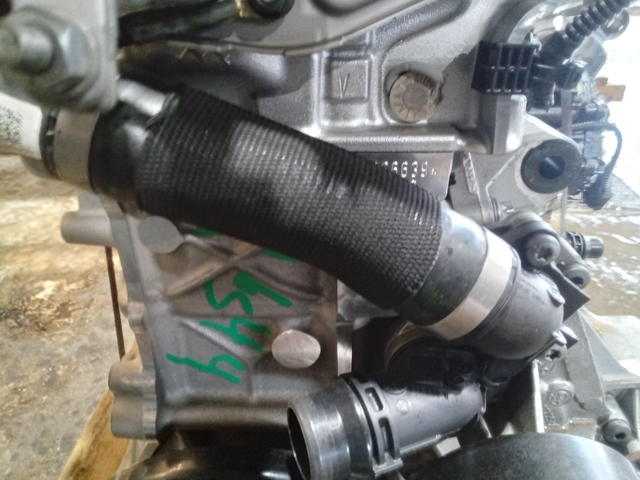 Part image 9
