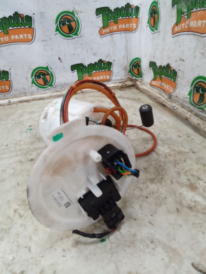 2022  M440I Fuel Pump