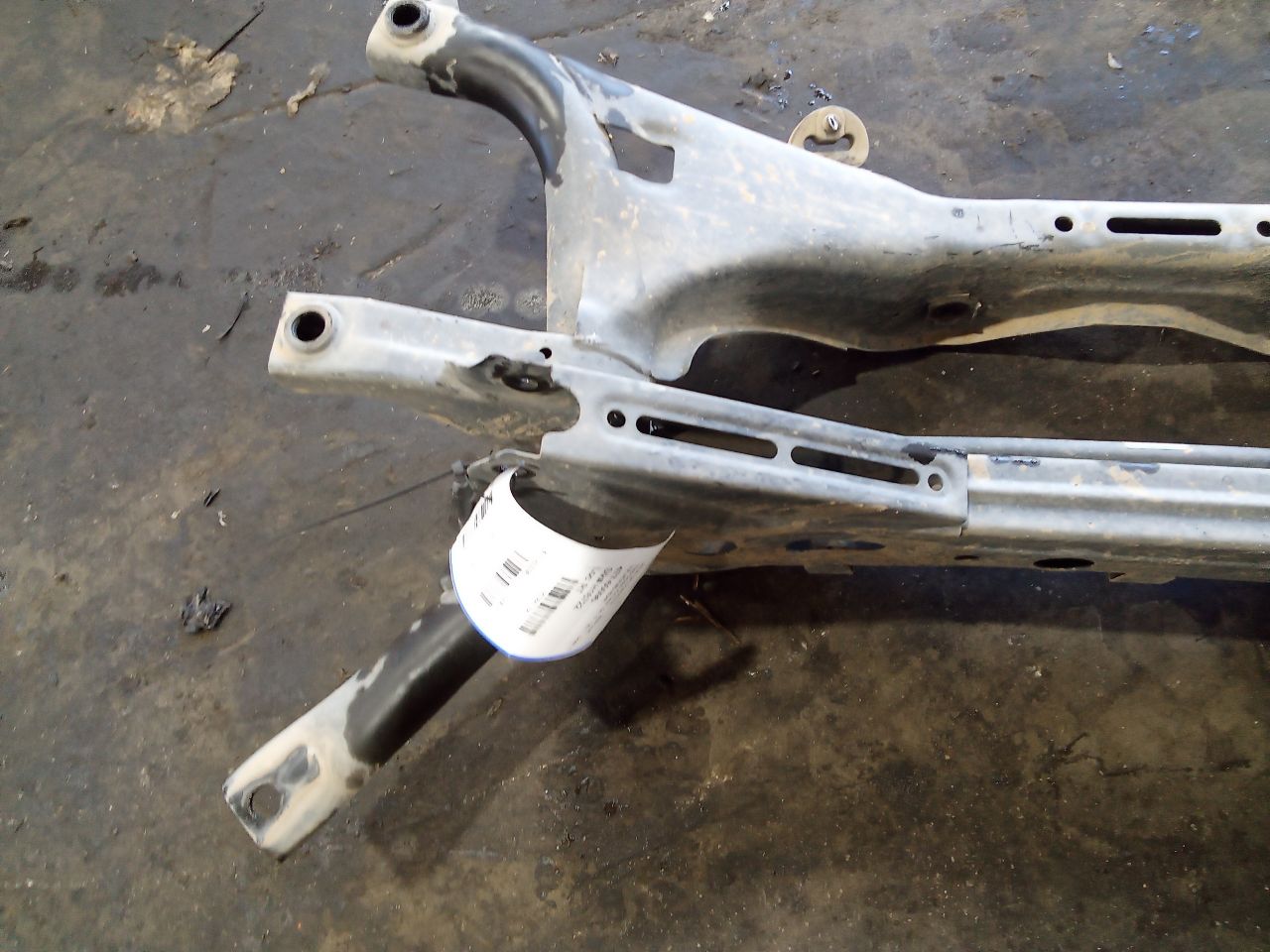 Part image 3