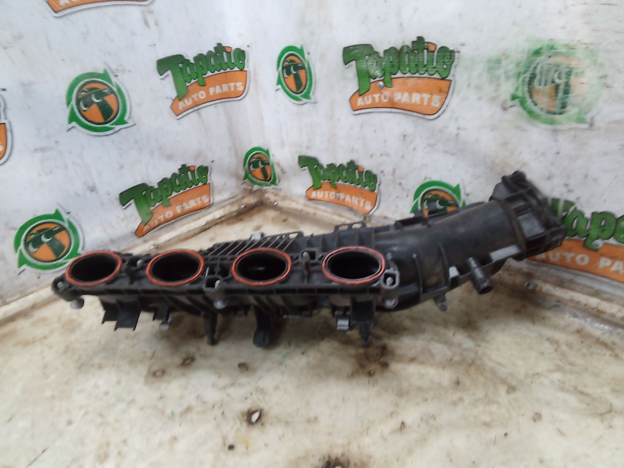 Part image 3