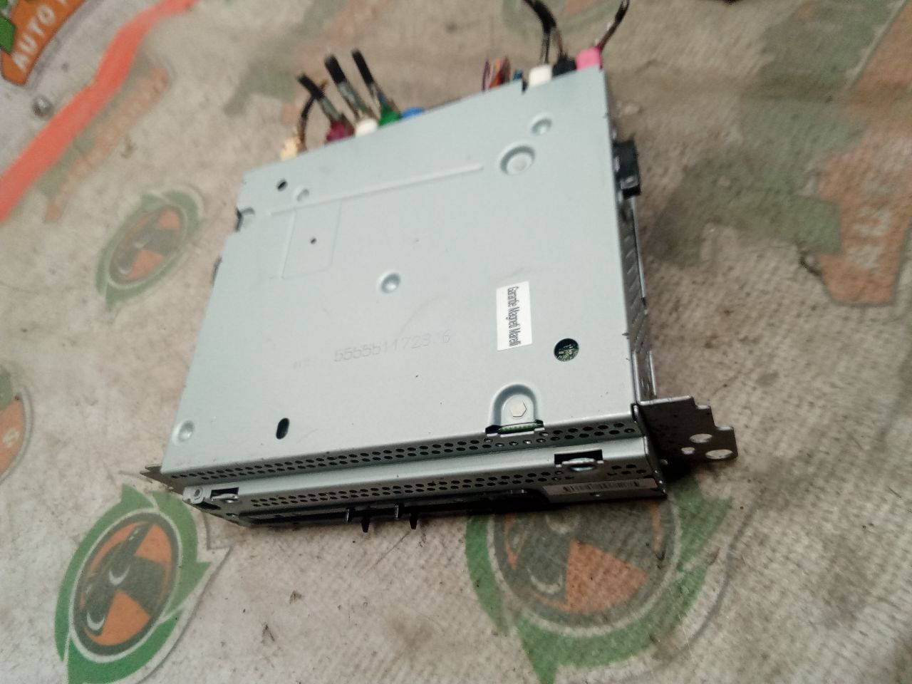 Part image 3