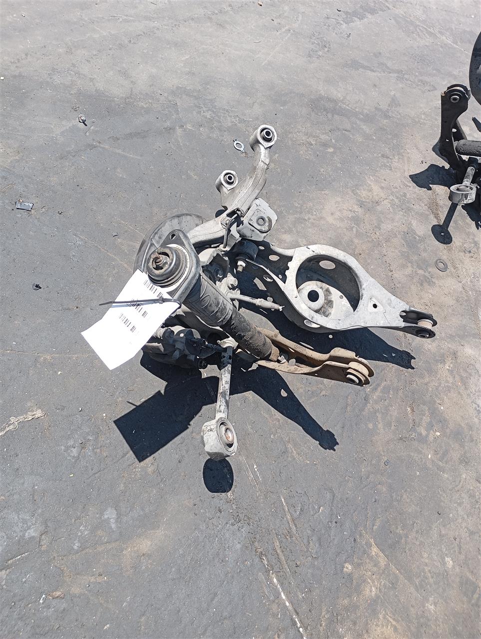 Part image 3