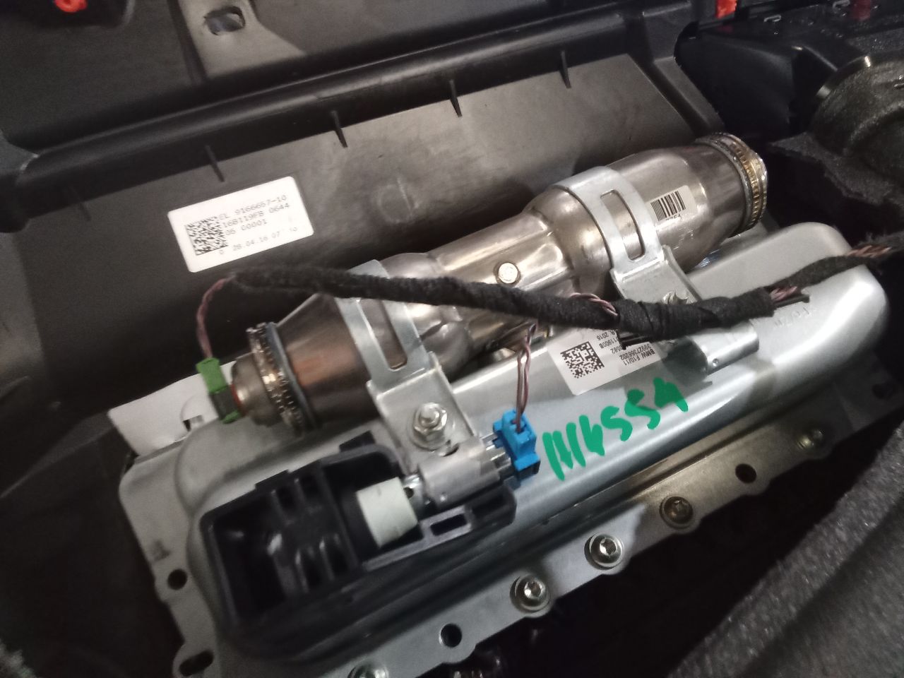 Part image 6