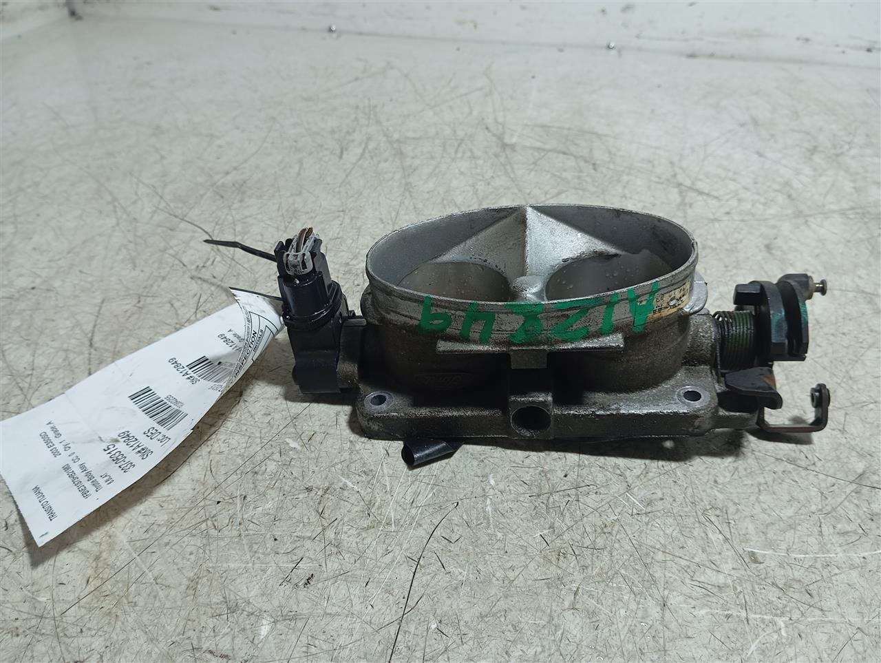 2003 Ford FORD E350 VAN Throttle Body Assy