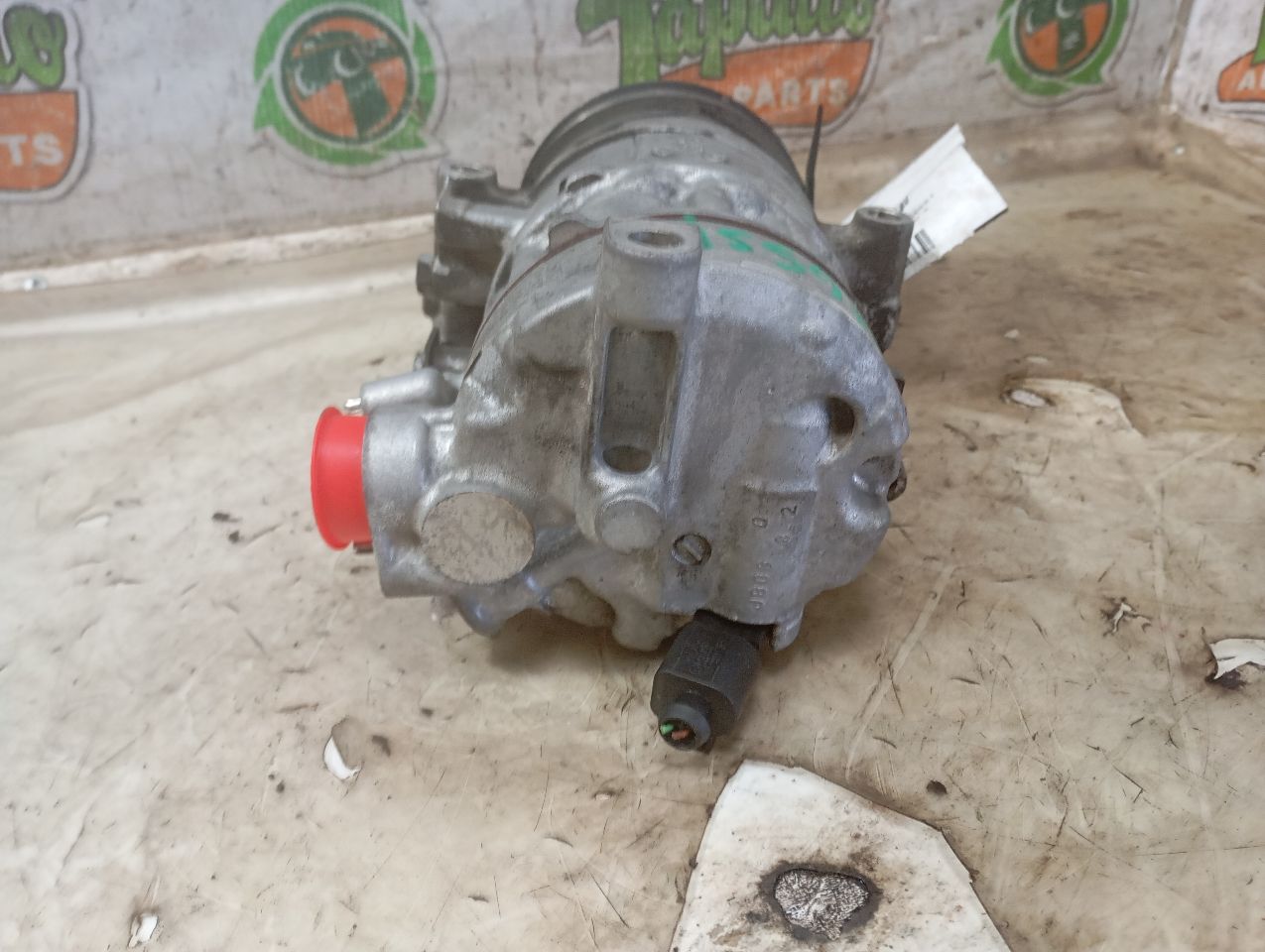 Part image 3