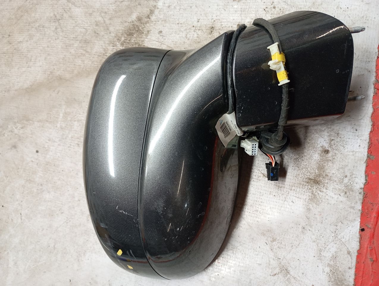 Part image 4