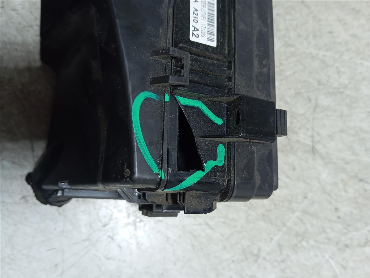 Part image 3