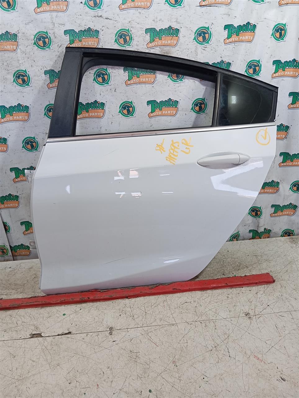 Part image 3