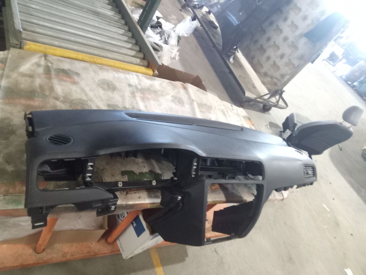 Part image 4