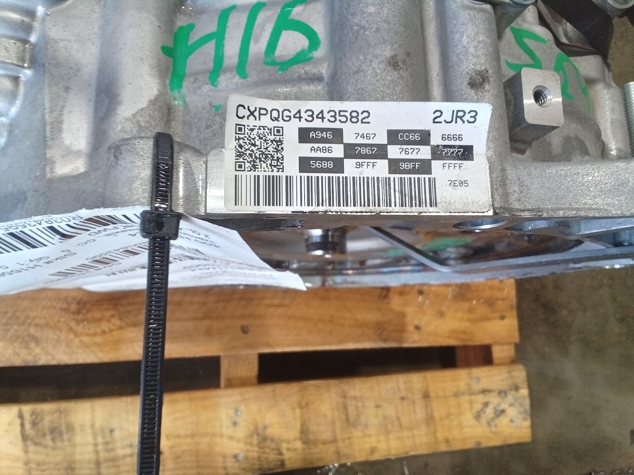 Part image 3