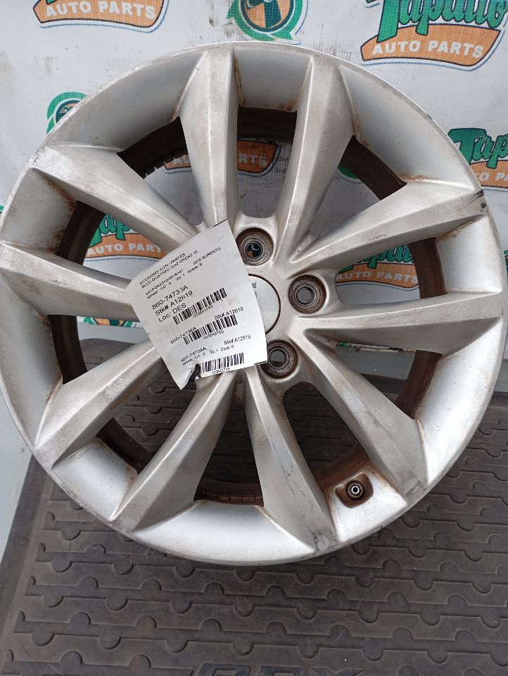2016 Kia SORENTO Wheel