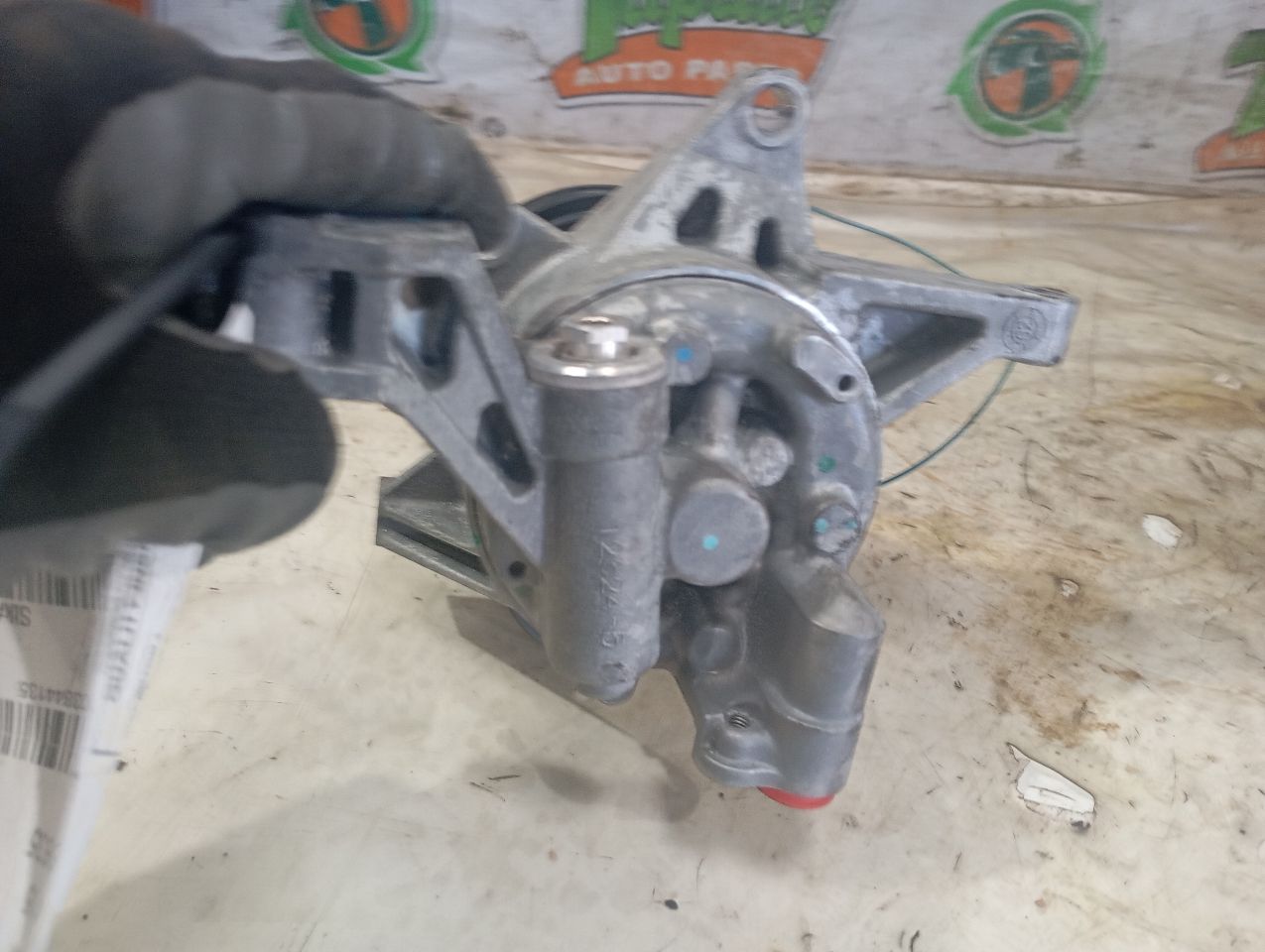 Part image 3