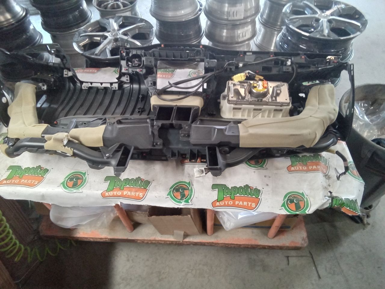 Part image 6