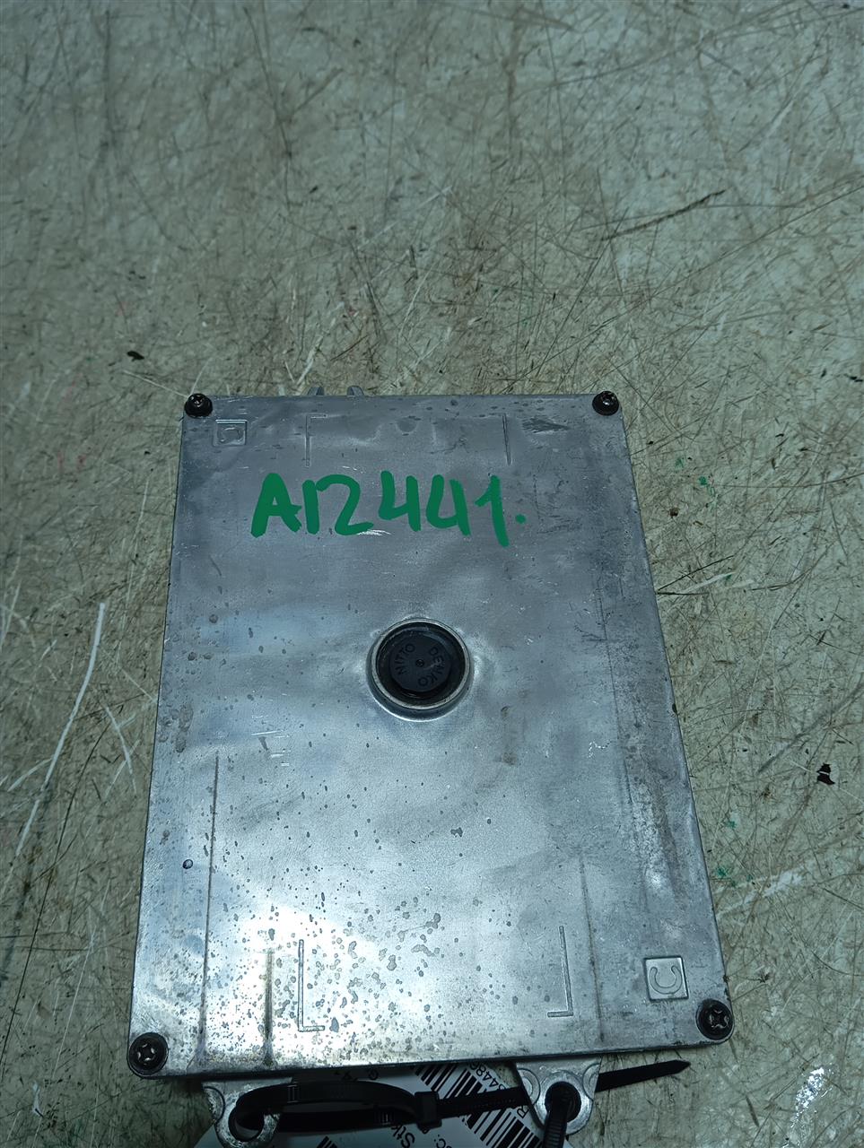 Part image 3