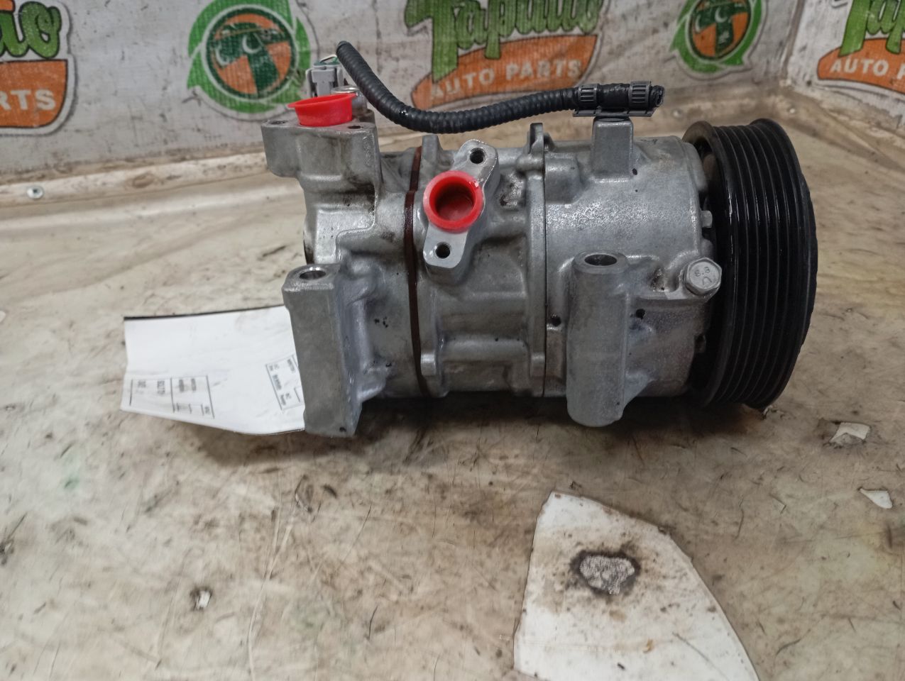 Part image 3