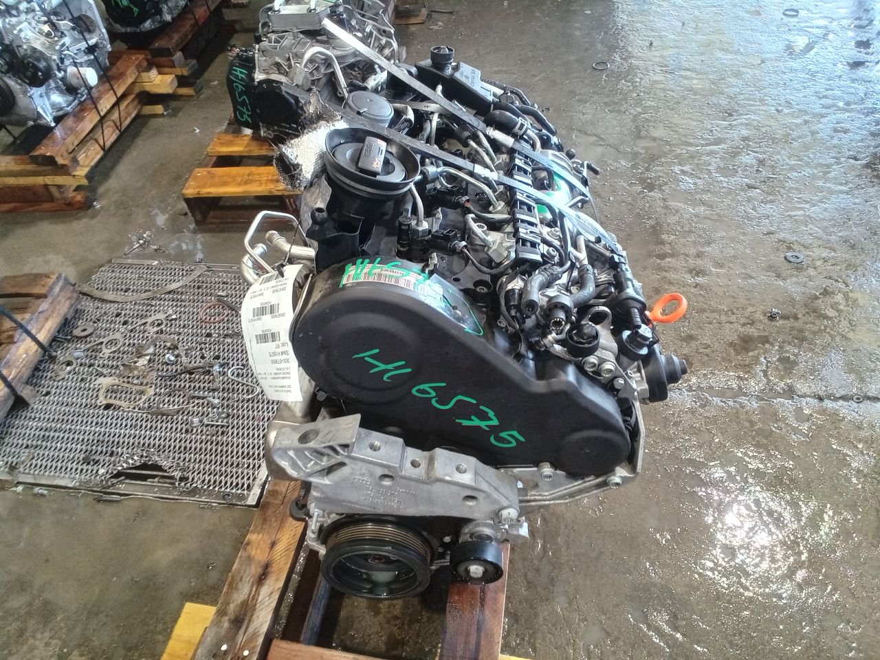 2013 Volkswagen GOLF Engine Assembly