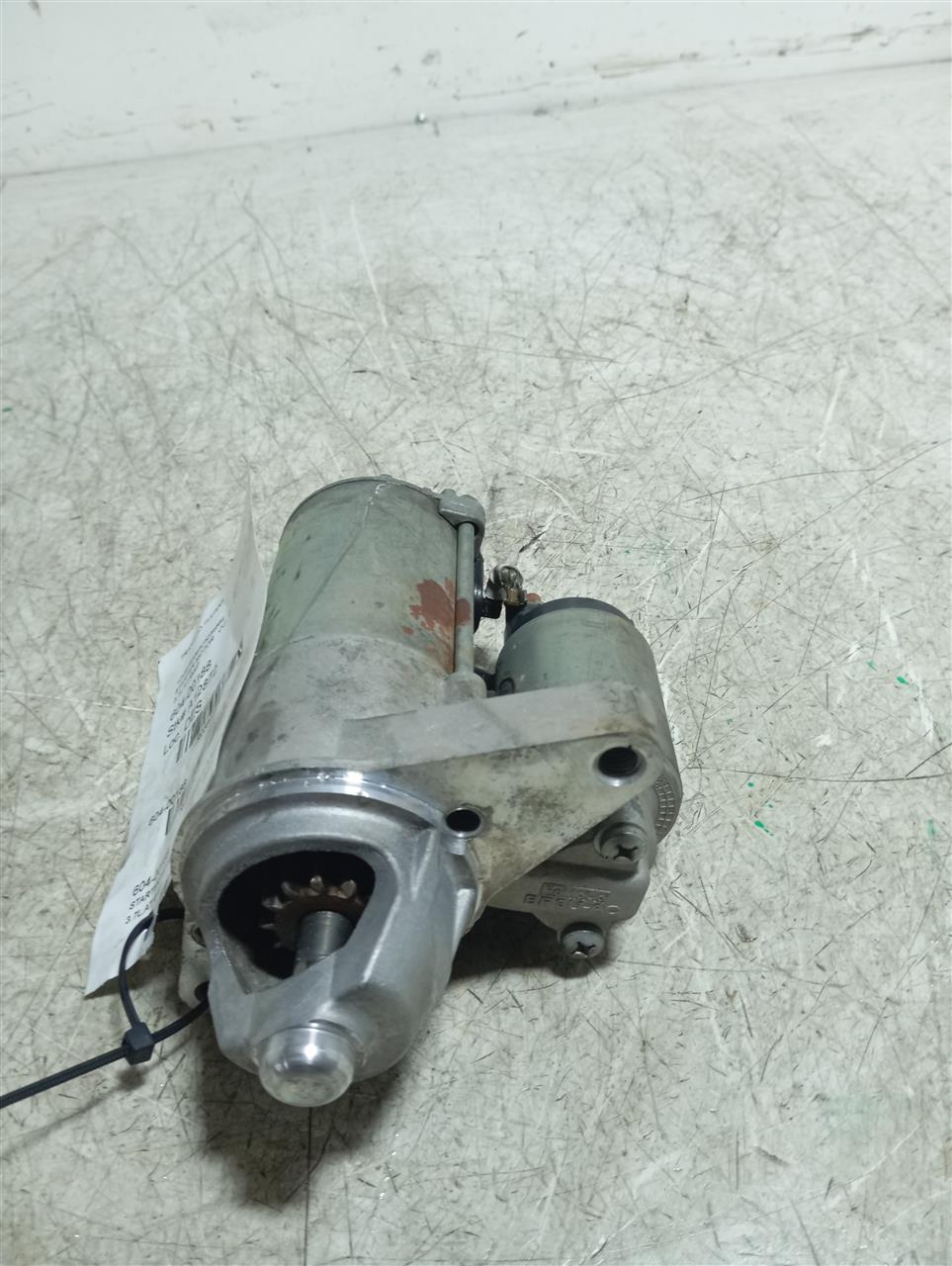 Part image 3