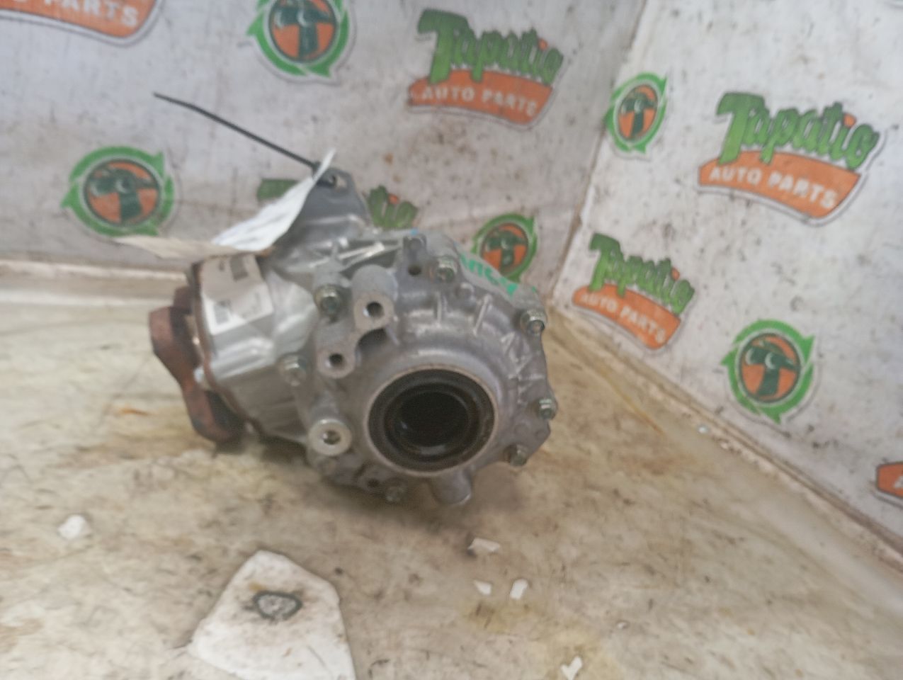 Part image 3