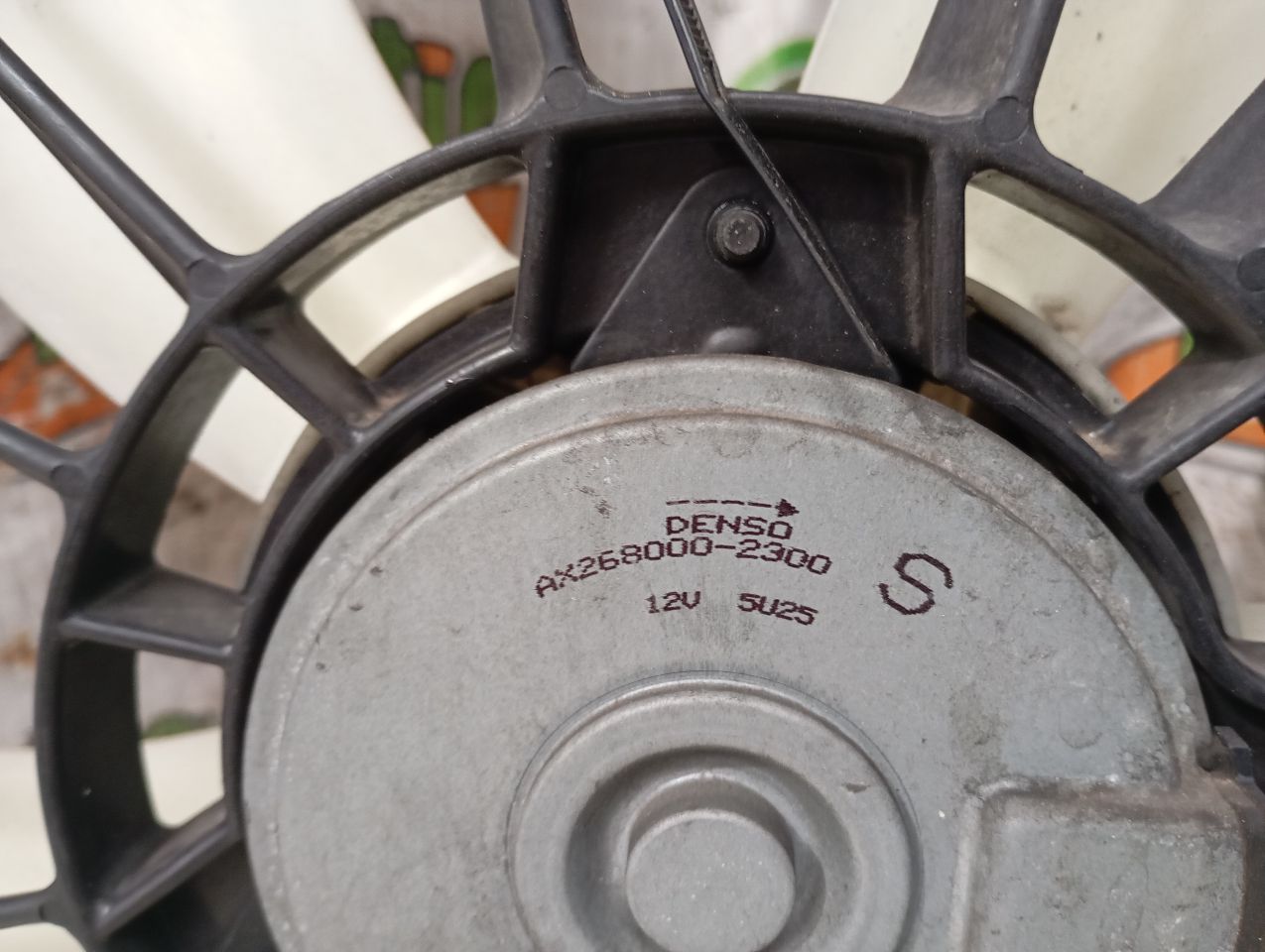 Part image 4