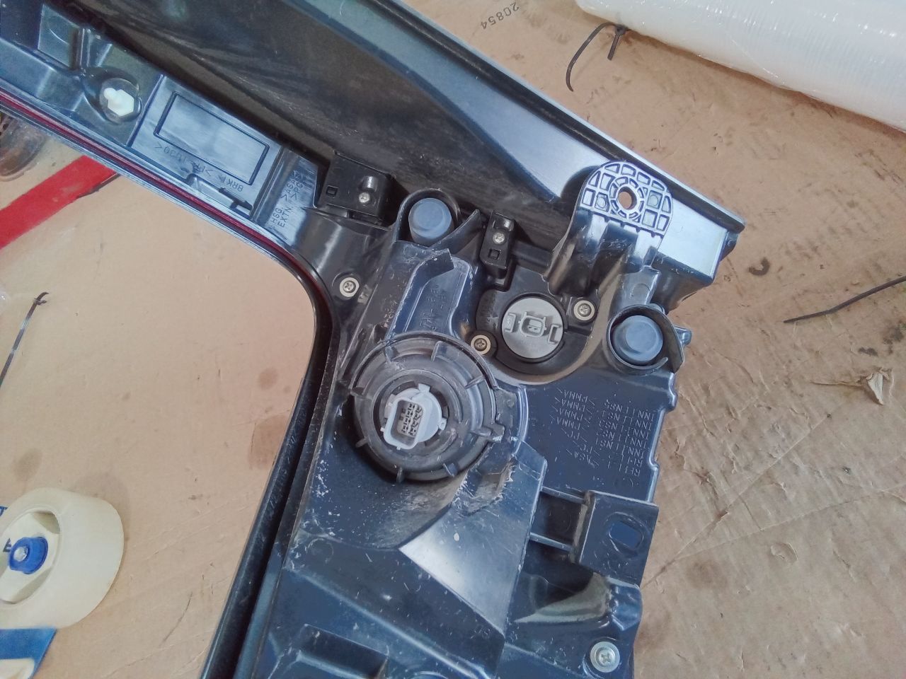 Part image 3
