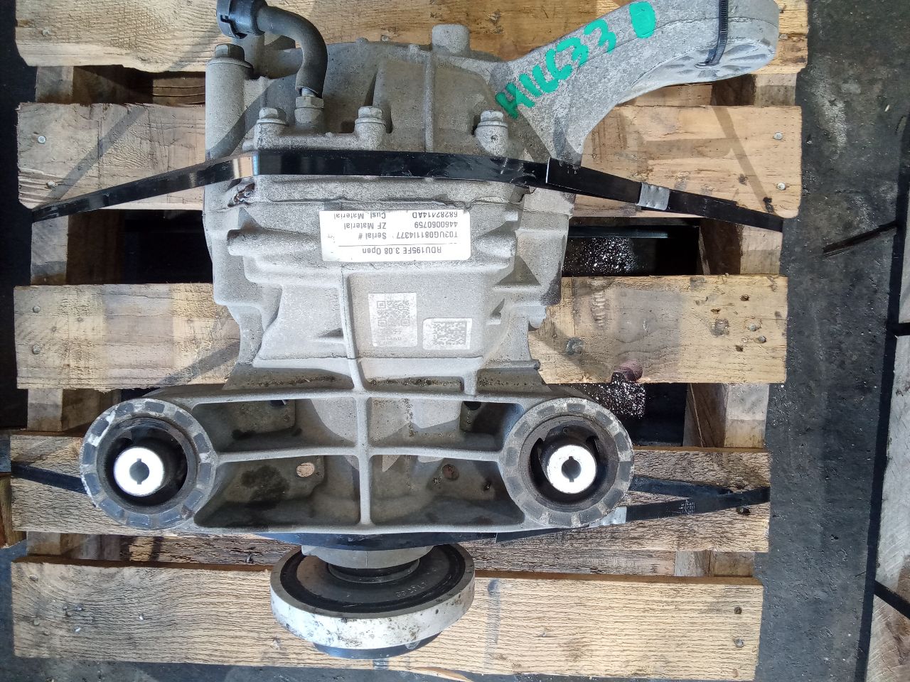 2021 Chrysler CHALLENGER Carrier Assembly