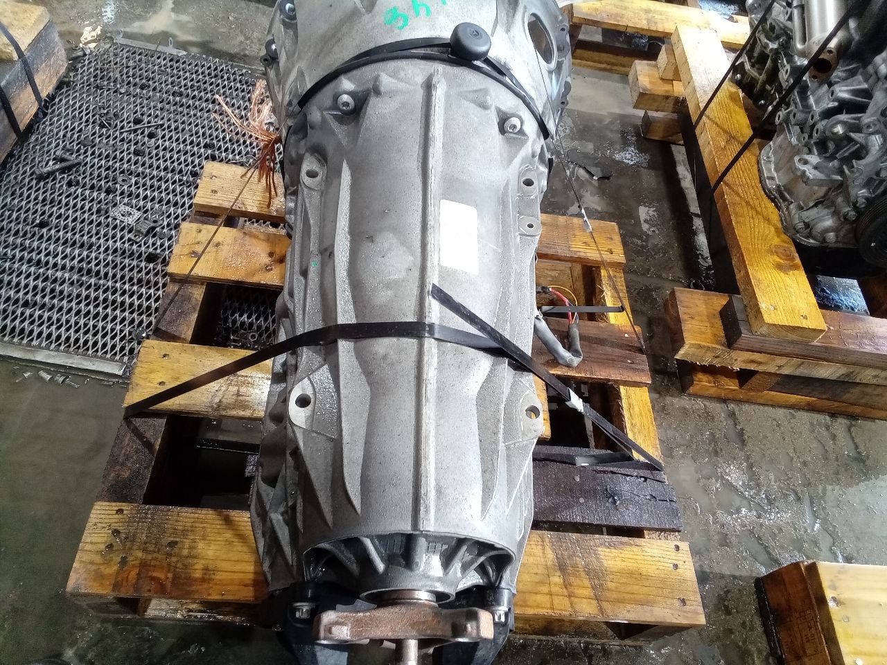 Part image 4