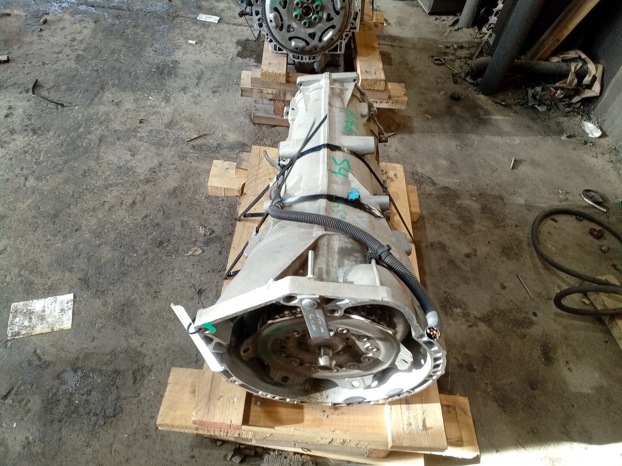 Part image 8