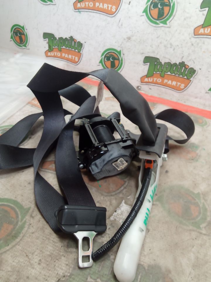 Used 2014 Nissan SENTRA retractor - Stock #H16664