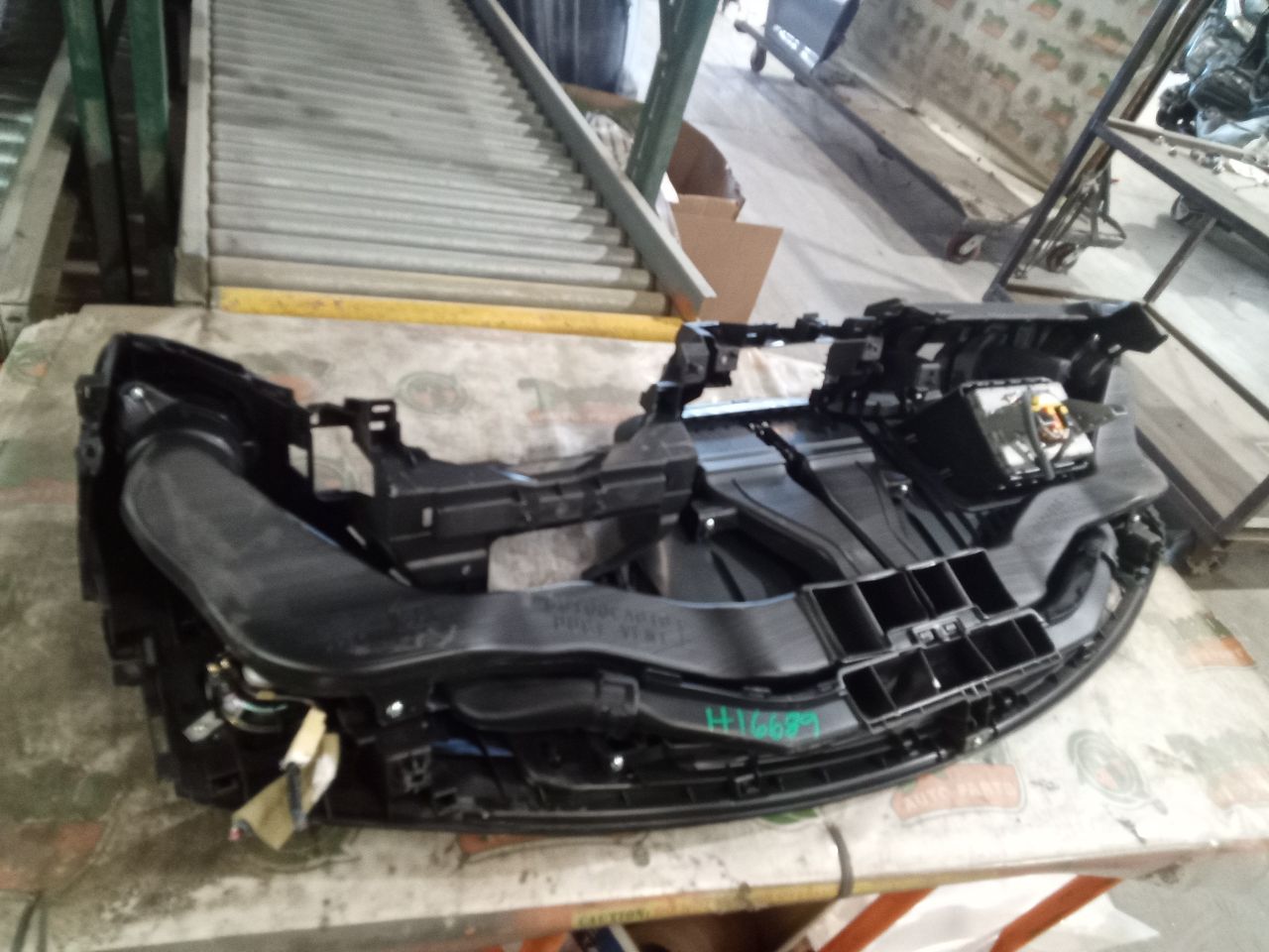 Part image 4