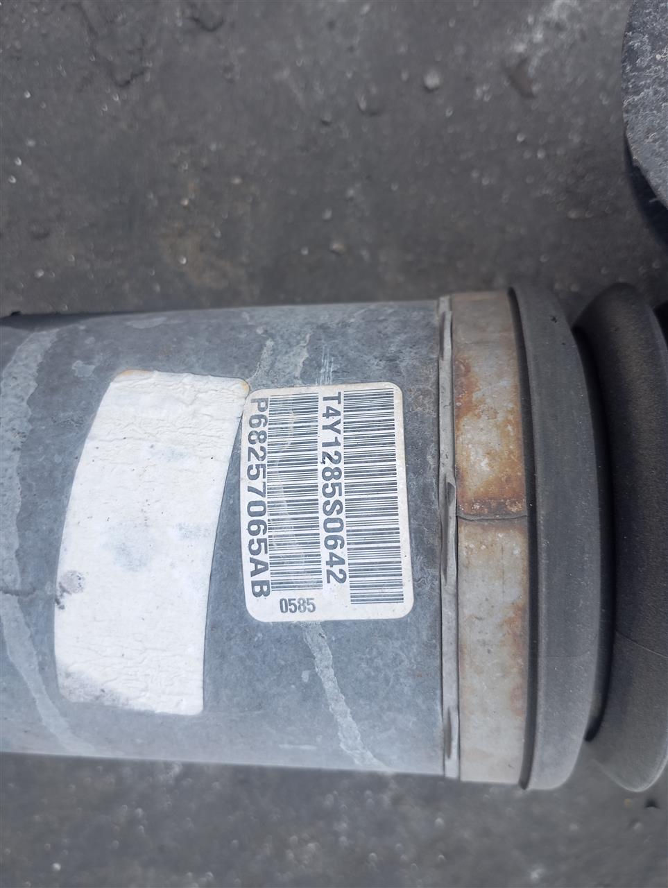 Part image 3