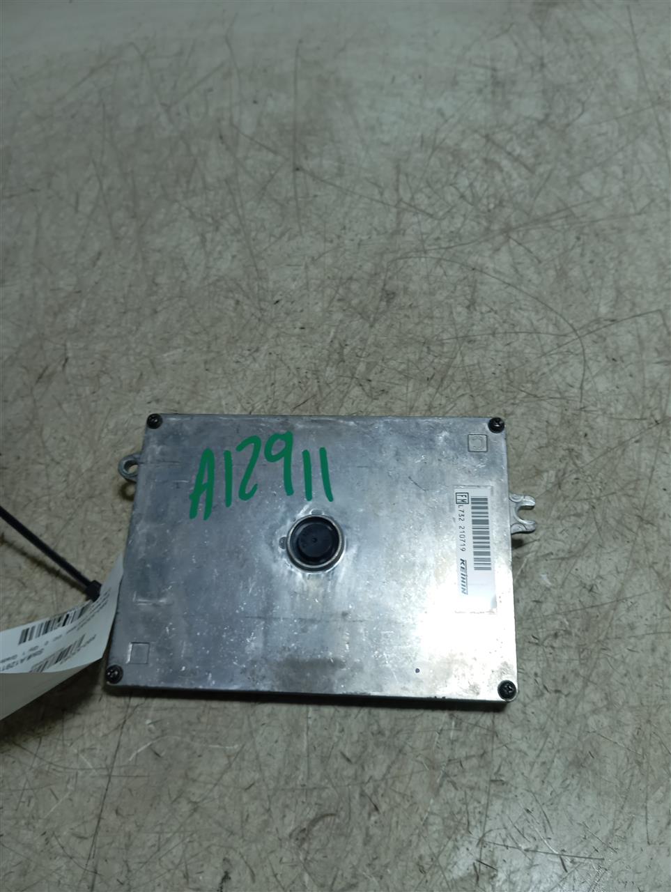 Part image 3