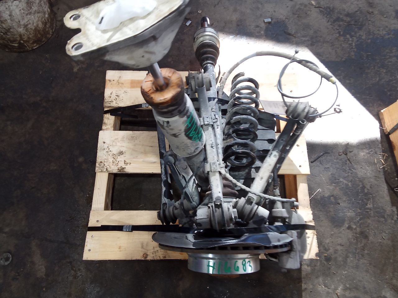 Part image 3