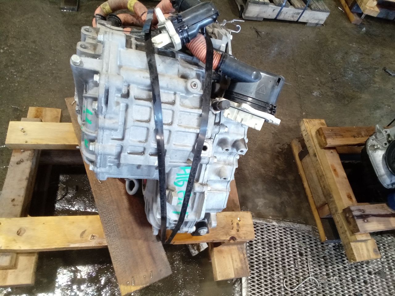 Part image 4