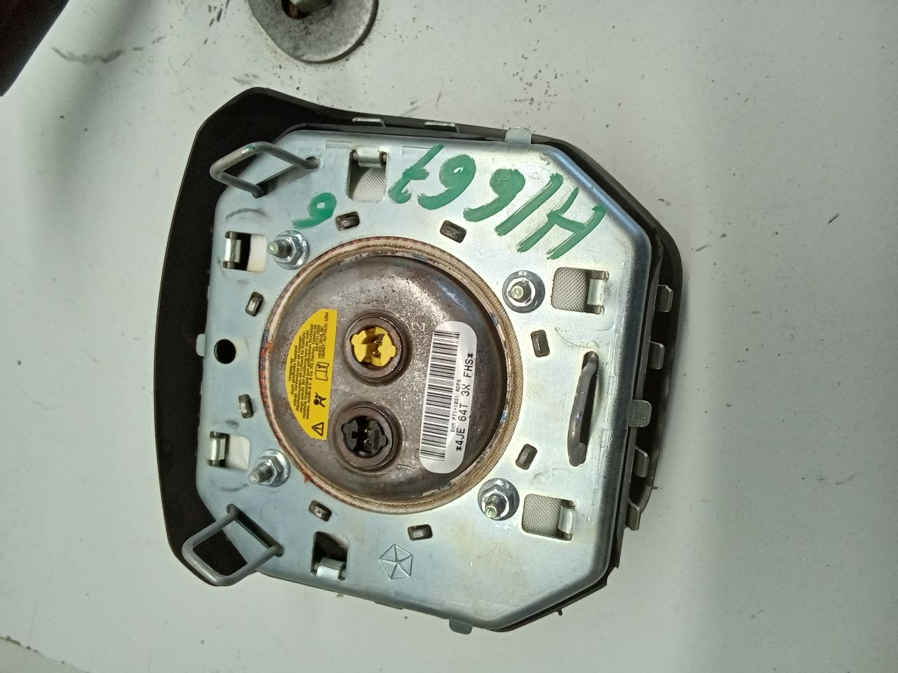 Part image 3
