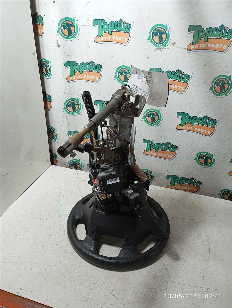 Part image 3