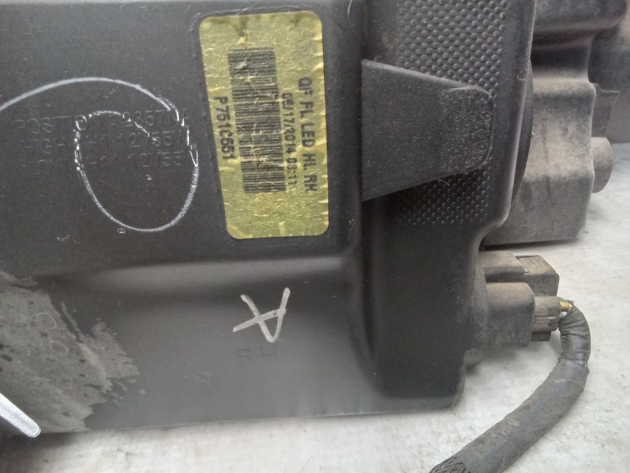 Part image 3
