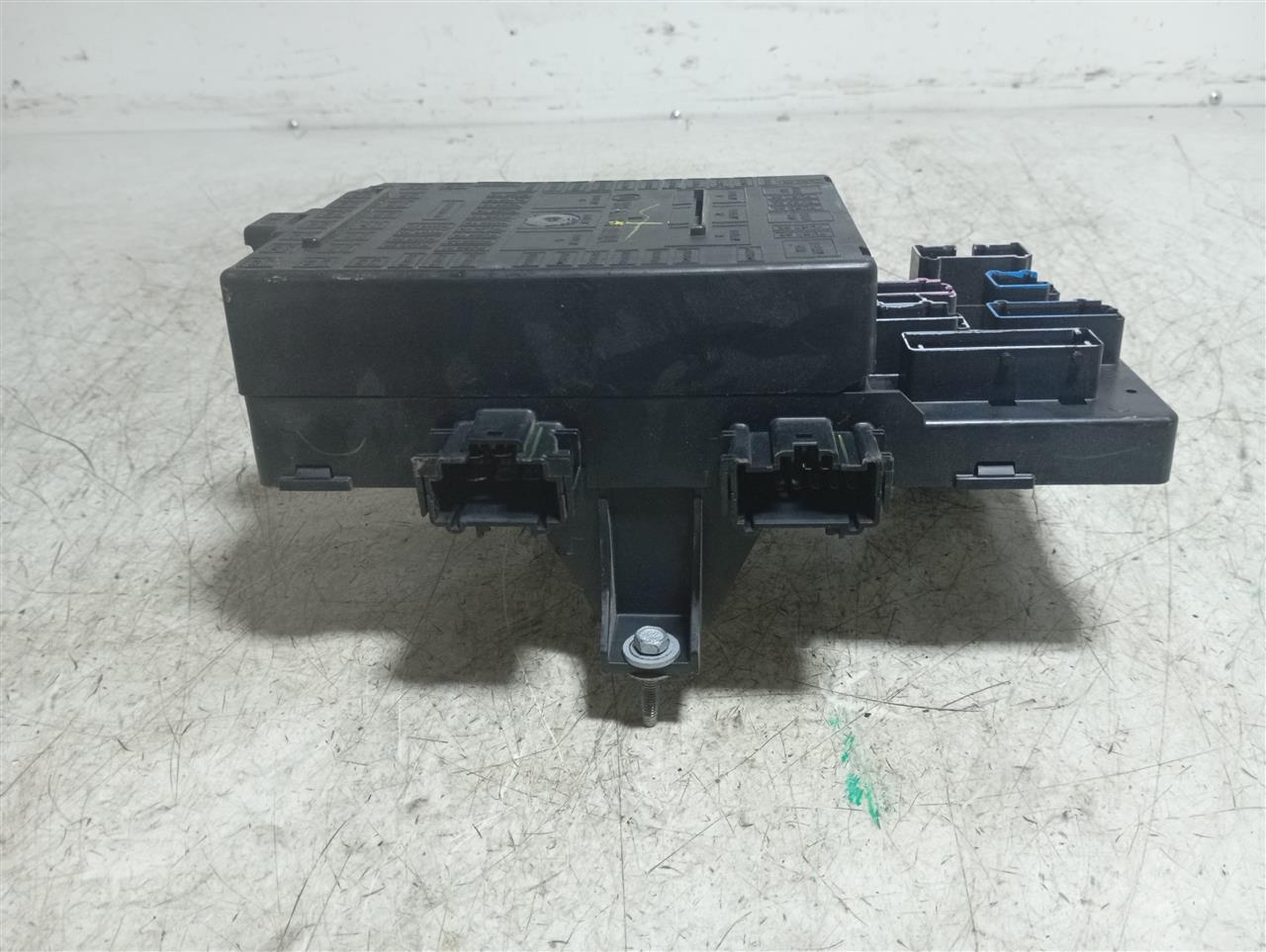 Part image 3
