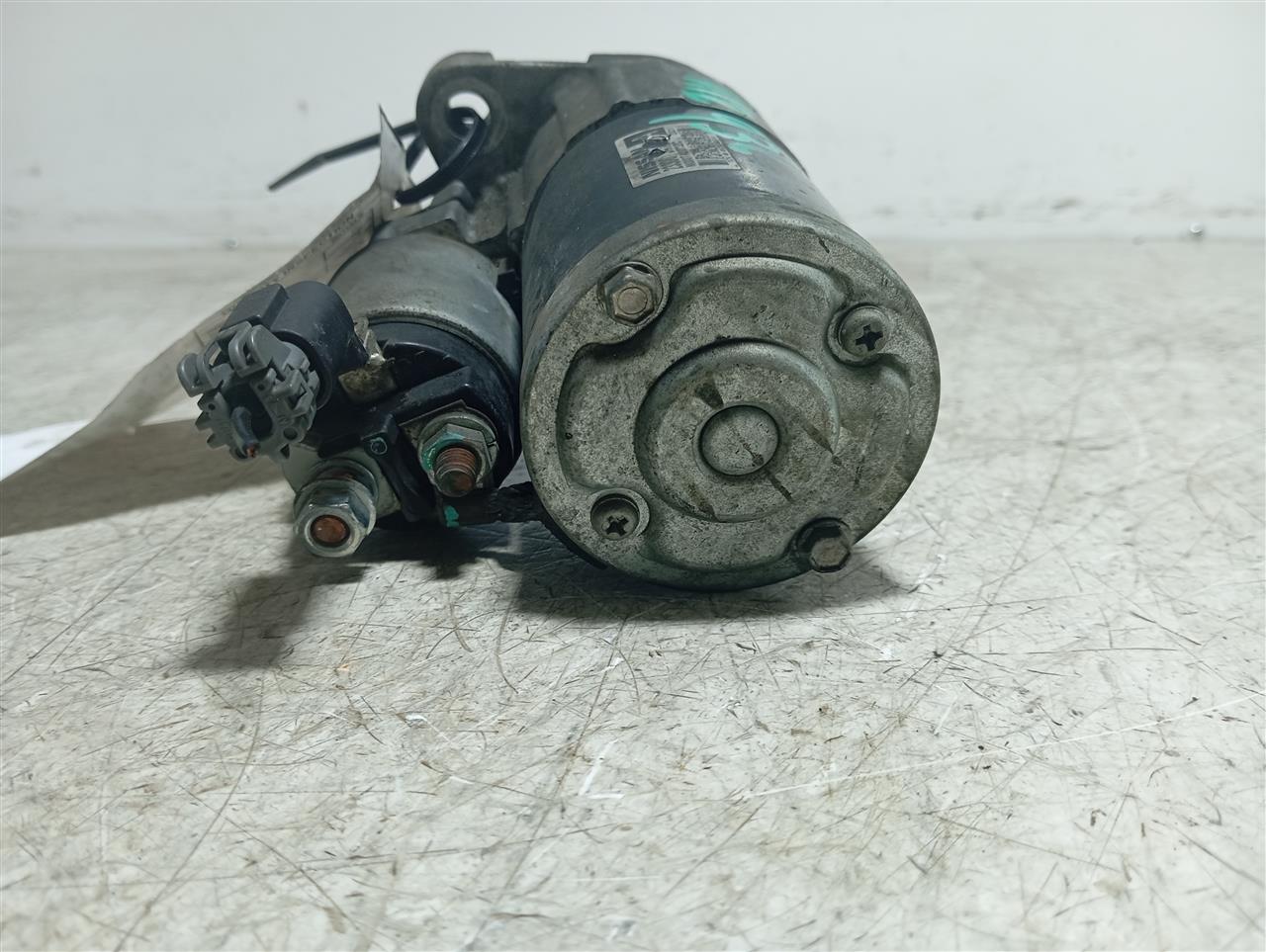 Part image 4