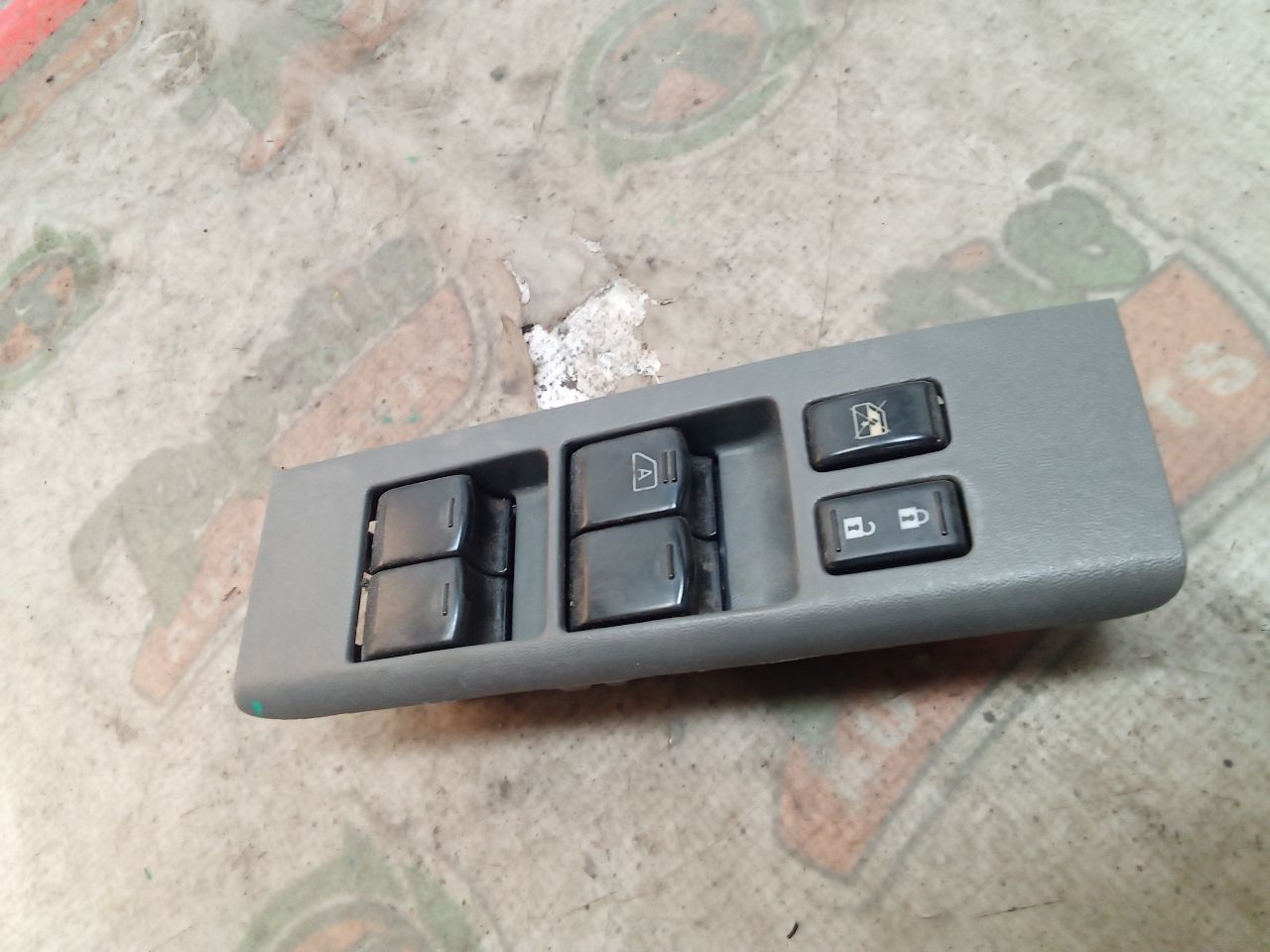 Part image 1