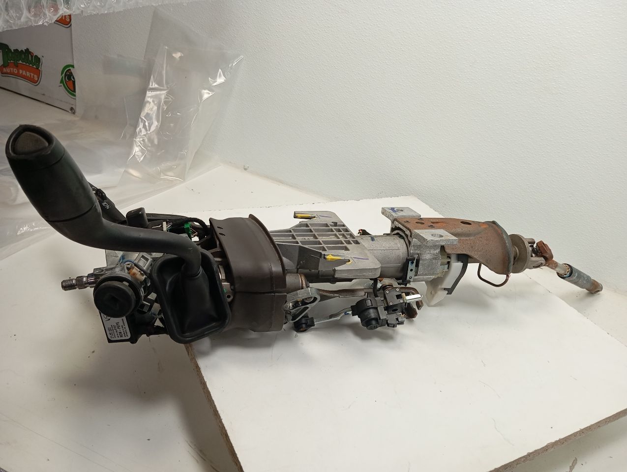 Part image 3