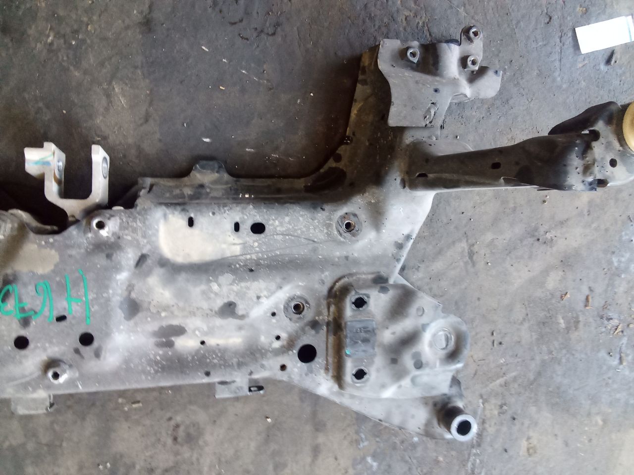 Part image 3
