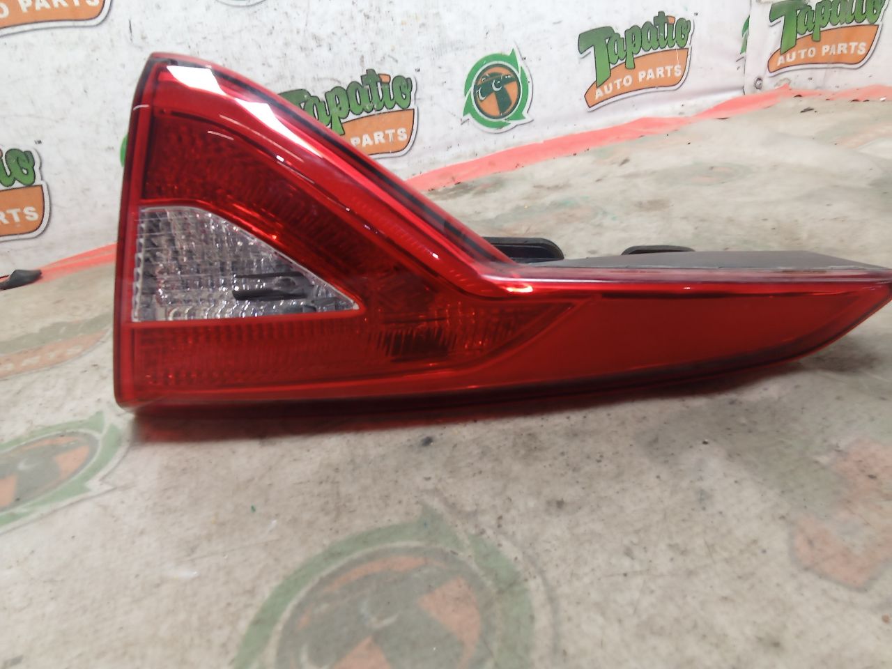 2016 Hyundai SONATA Tail Lamp