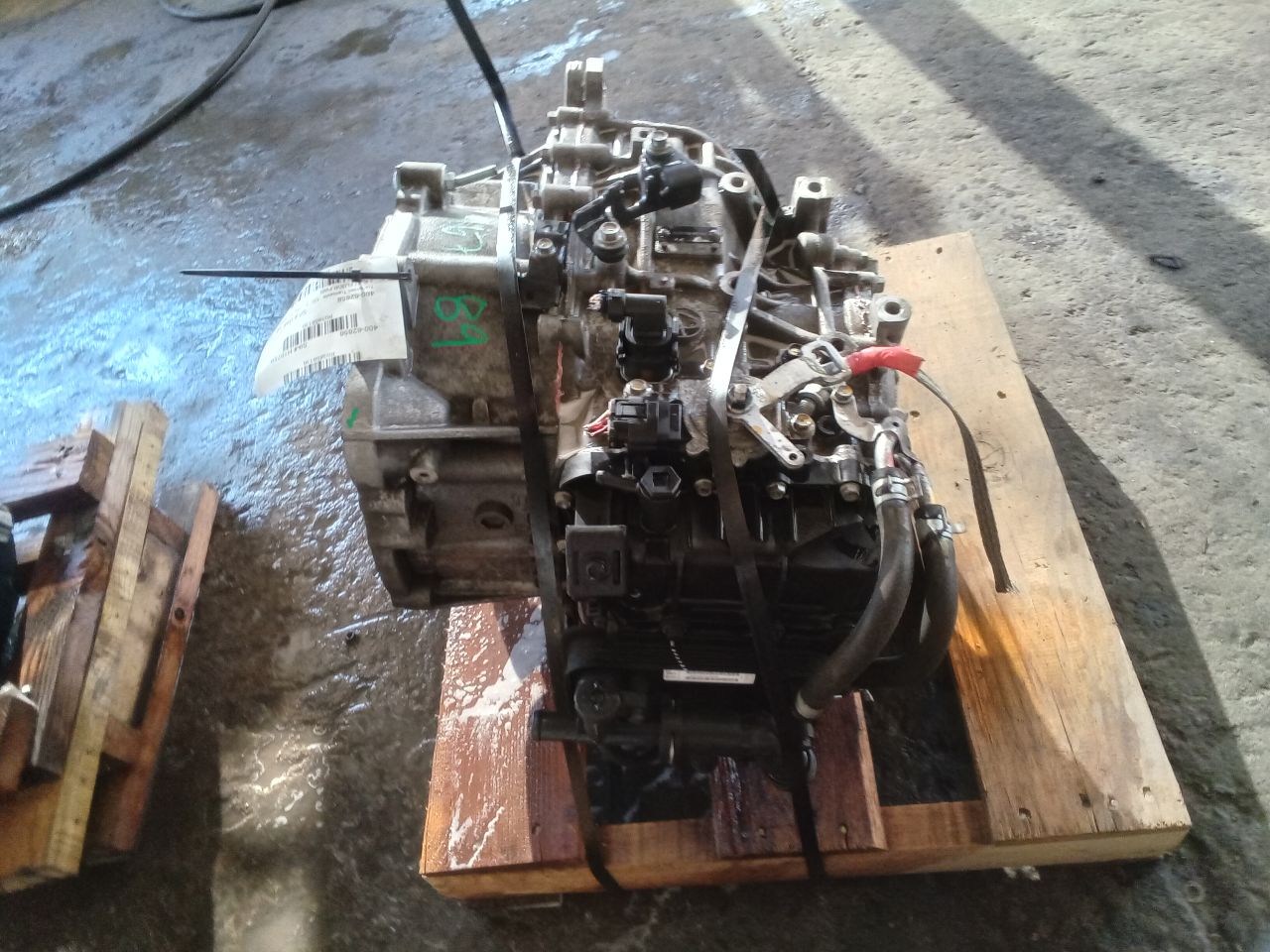 Part image 3