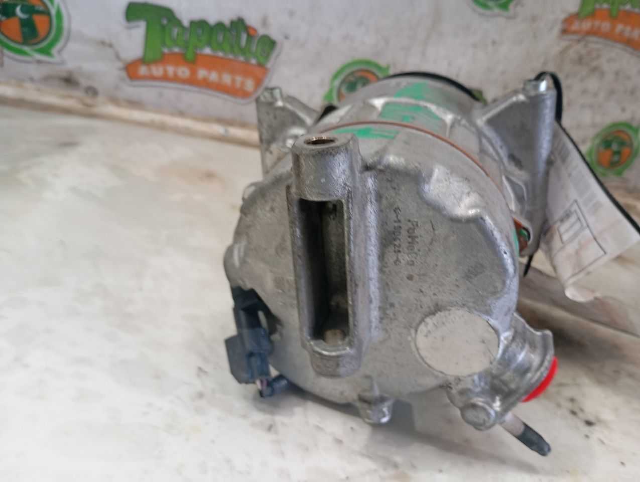 Part image 3