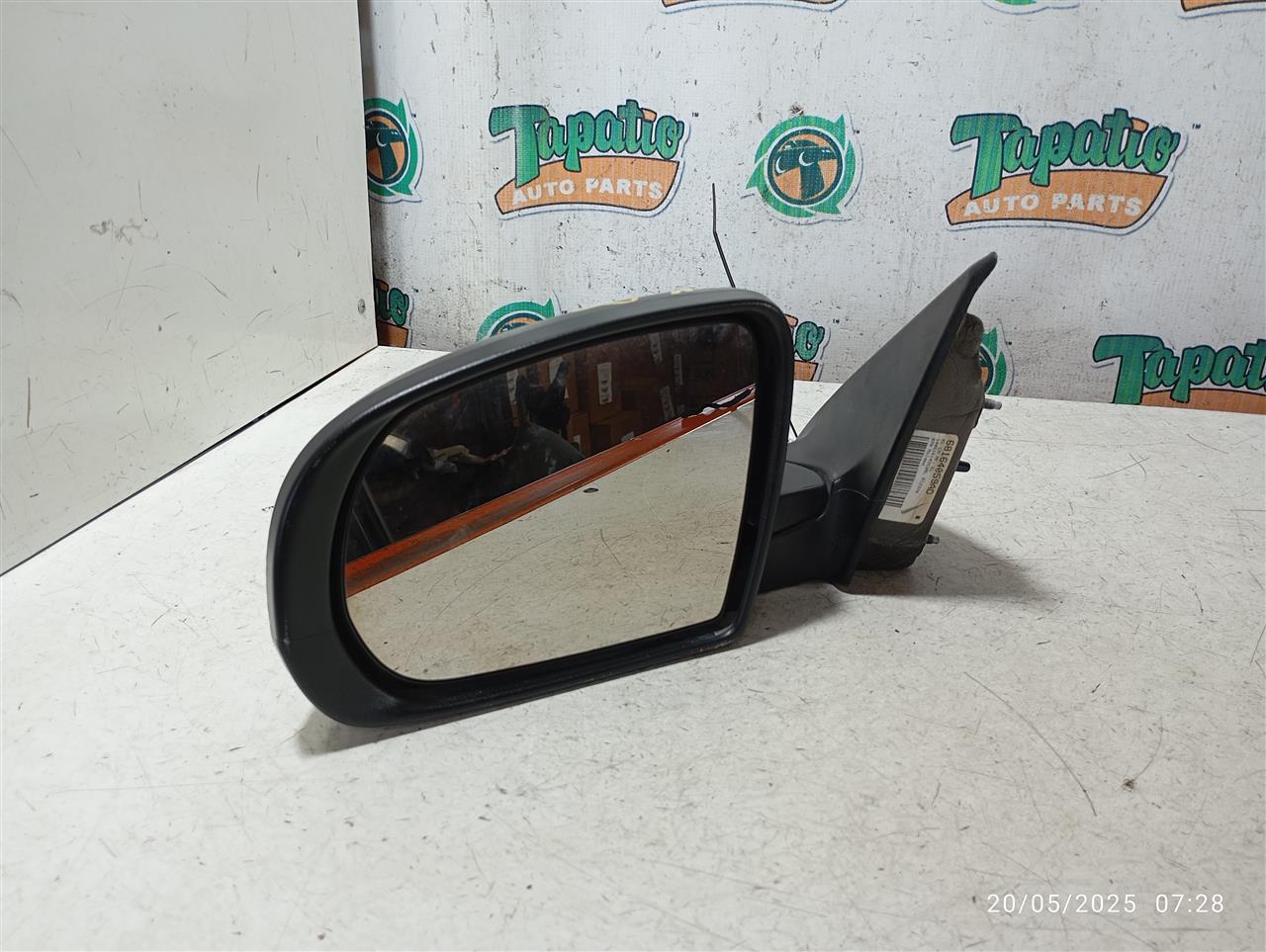 Used 2014 Jeep CHEROKEE Side View Mirror - Stock #A12913